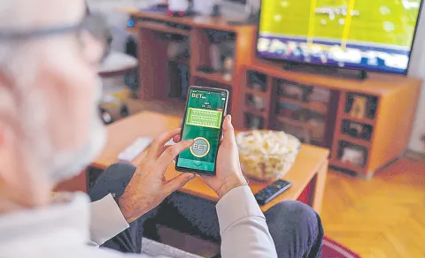 Two Young Mans Ends Life To Betting App