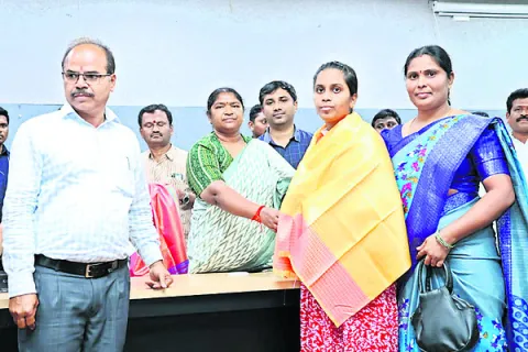 సేవాభావంతోనే ప్రతిభకు గుర్తింపు