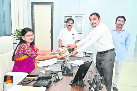 లోక్‌