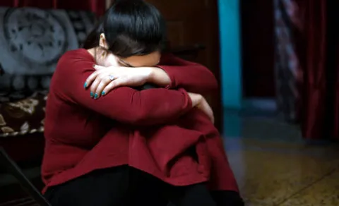 married woman ends life in Kurnool