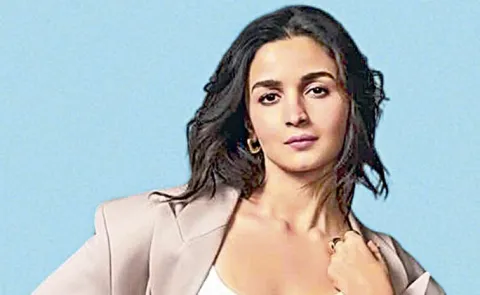Alia Bhatt Emotional Post For Indian Soldiers