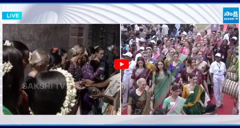 Miss World Contestants Visits Ramappa Temple With Indias Traditional Dress