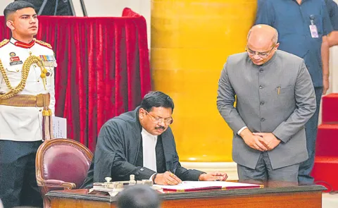 Justice Bhushan Ramakrishna Gavai sworn in as Chief Justice of India