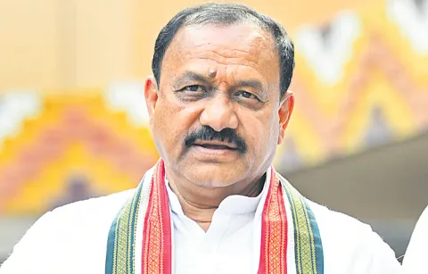 TPCC Chief Mahesh Kumar Goud submits report to KC Venugopal