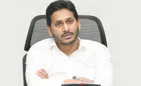 YS Jagan Expresses Shock Over Mir Chowk Fire Incident8