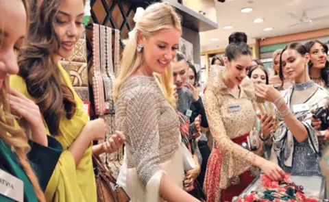 Miss World 2025 contestants visited Telangana's Pochampally Ikat sarees15