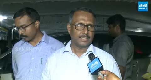 Three Men Committee Chairman Suresh Kumar Comments On Wall Collapse Incident In Simhachalam2