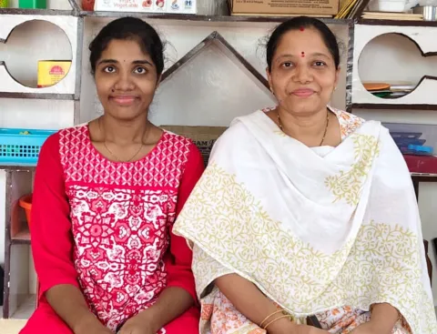 meet differently abled Mukkamala Niharika and her mother15