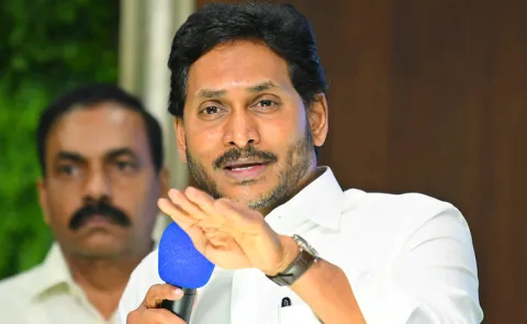 YS Jagan Serious Comments On CM Chandrababu1