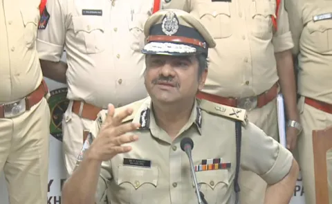 Police Detained Accused Of Vizag Incident3