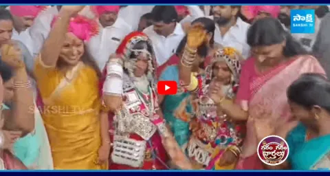 MLC Kalvakuntla Kavitha Mass Dance In Medchal District4