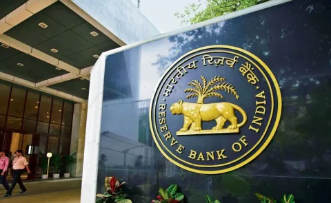 RBI Fines ICICI Axis and Other Three Banks Regulatory Compliance