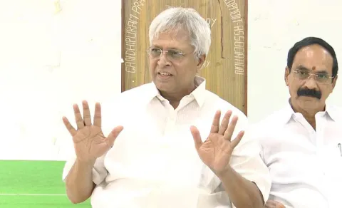 Vundavalli Aruna Kumar Reacts On PSR Anjaneyulu Arrest4