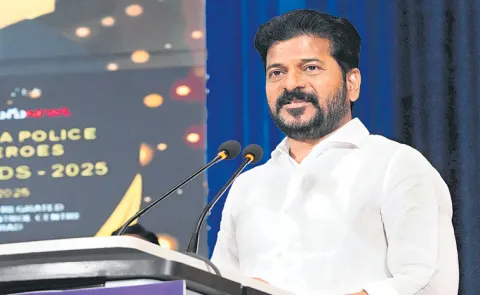 CM Revanth Reddy extremely angry with leaders of employee unions2