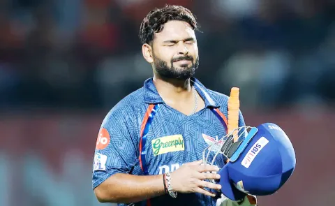 Rishabh Hasnt Been Smiling Laughing: Cricket Great Notices Worrying Trend4