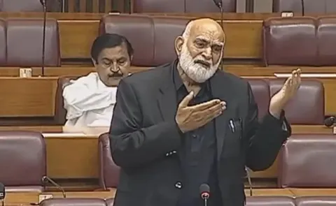 Pakistani Mp Breaks Down In Parliament As India Airstrike On Pakistan Terror Camps13