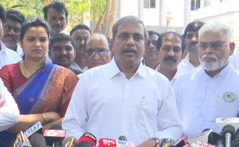 Sajjala Ramakrishna Reddy Fires On Chandrababu Govt3