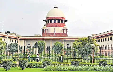 Supreme Court gives a big shock to Chandrababu Naidu government