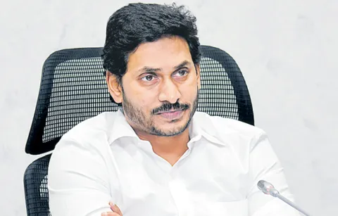 YS Jagan mohan Reddy fires on Chandrababu naidu on kuppam incident2