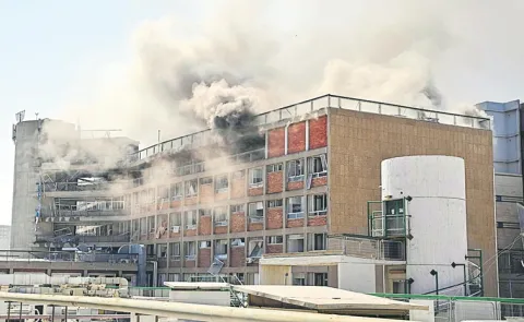 Iranian missile hits Beersheba hospital5
