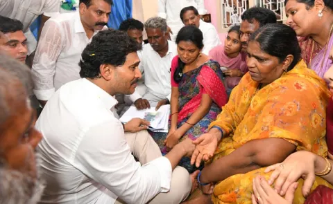YS Jagan Tenali Tour: YSRCP Chief Console John Victor Family Updates8