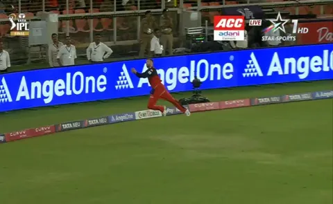 IPL 2025 Final, RCB VS PBKS: Phil Salt Grabs A Stunning Catch At Boundary Line