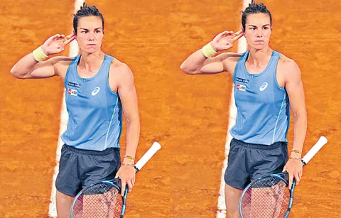Lois Boisson advances to semifinals at French Open8