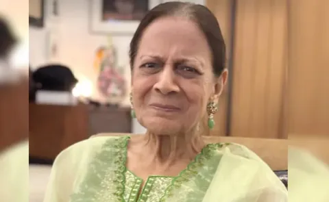 Aamir Khan Mother Zeenat Khan Debut with Sitaare Zameen Par