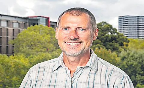 Mathematician cracks the code of climate change to enhance forecast