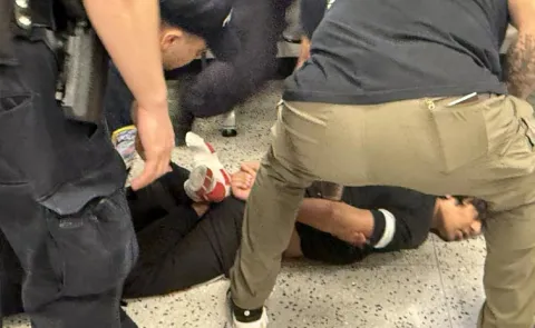 Indian student At US airport Video Viral12