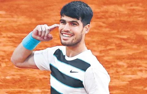 Carlos Alcaraz retains French Open mens singles title7