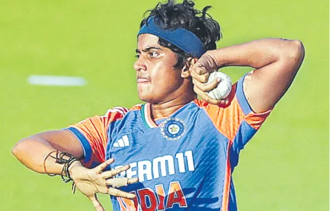Sricharani wins Player of the Series award in T20Is against England6