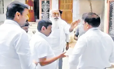 JC Prabhakar Reddy SHOCKING Comments Towards Govt Officials