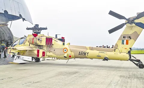 First batch of Apache helicopters arrive at Hindon Airbase from US