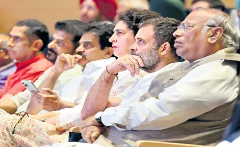 Rahul Gandhi says BC reservation is Central Govt Responsibility3