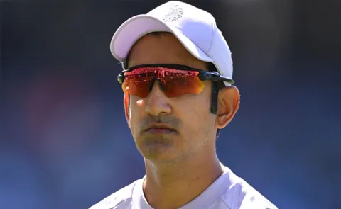 Manoj Tiwary feels Gautam Gambhirs approach isnt stable for Test cricket