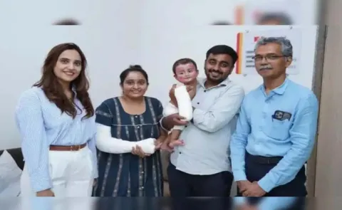 Mother rescued infant in Air India Incidentn donates skin for Son recovery