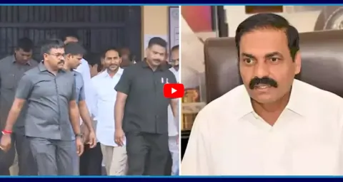 YS Jagan Meets Kakani Govardhan Reddy In Nellore Jail