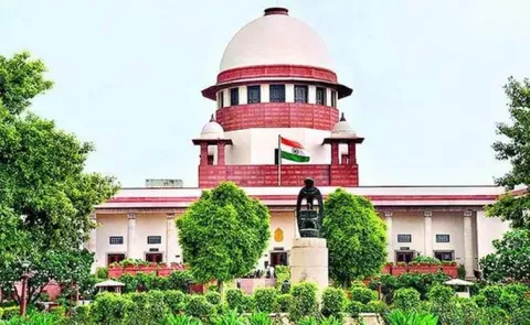 Supreme Court Verdict On MLAs Defection In Telangana Updates