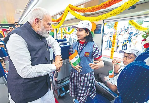 India fastest-growing economy in world says PM Narendra Modi15