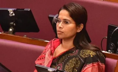 Akhilesh Yadav Sacks Mla Who Praised Yogi Adityanath