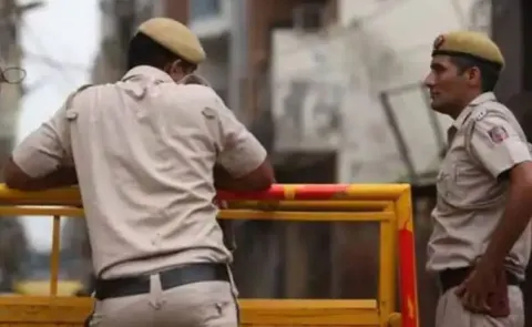 Nepali national Arrested Supplying Indian sim cards isi