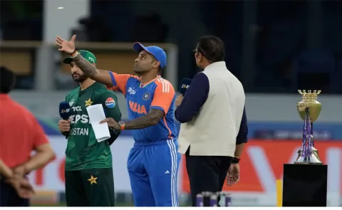Will ICC Penalise India for Avoiding Post-Match Handshakes With Pakistan Players? Rules what say
