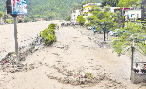 Uttarakhand Cloudburst: 18 Dead, Many Missing as Flash Floods Hit Dehradun