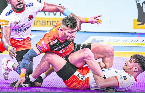 Puneri Paltan beat U Mumba by 18 points