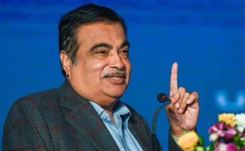 Govt plans Bharat NCAP Style Safety Standards for E Rickshaws Says Nitin Gadkari