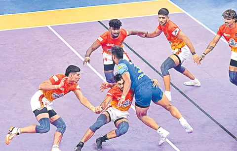 Puneri Paltan big win over Bengal Warriors in Pro Kabaddi League