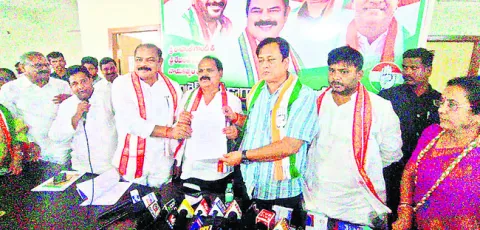 అందరి అభిప్రాయం మేరకు డీసీసీ ఎన్నిక