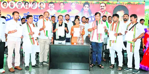 కార్యకర్తల అభిప్రాయంతోనే డీసీసీ ఎన్నిక