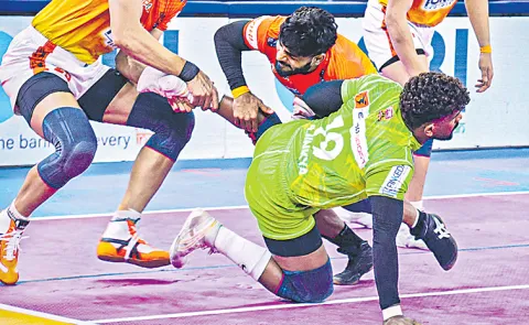 Dabang Delhi lost in tiebreak
